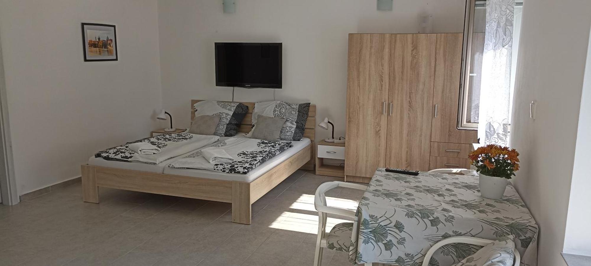Apartman Gutino เชสกาเชโบวา ภายนอก รูปภาพ